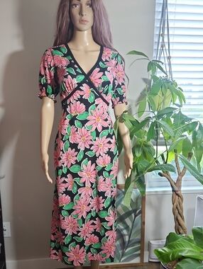 New Look Black Floral Maxi Dress with Pink Flowers Short Sleeves
